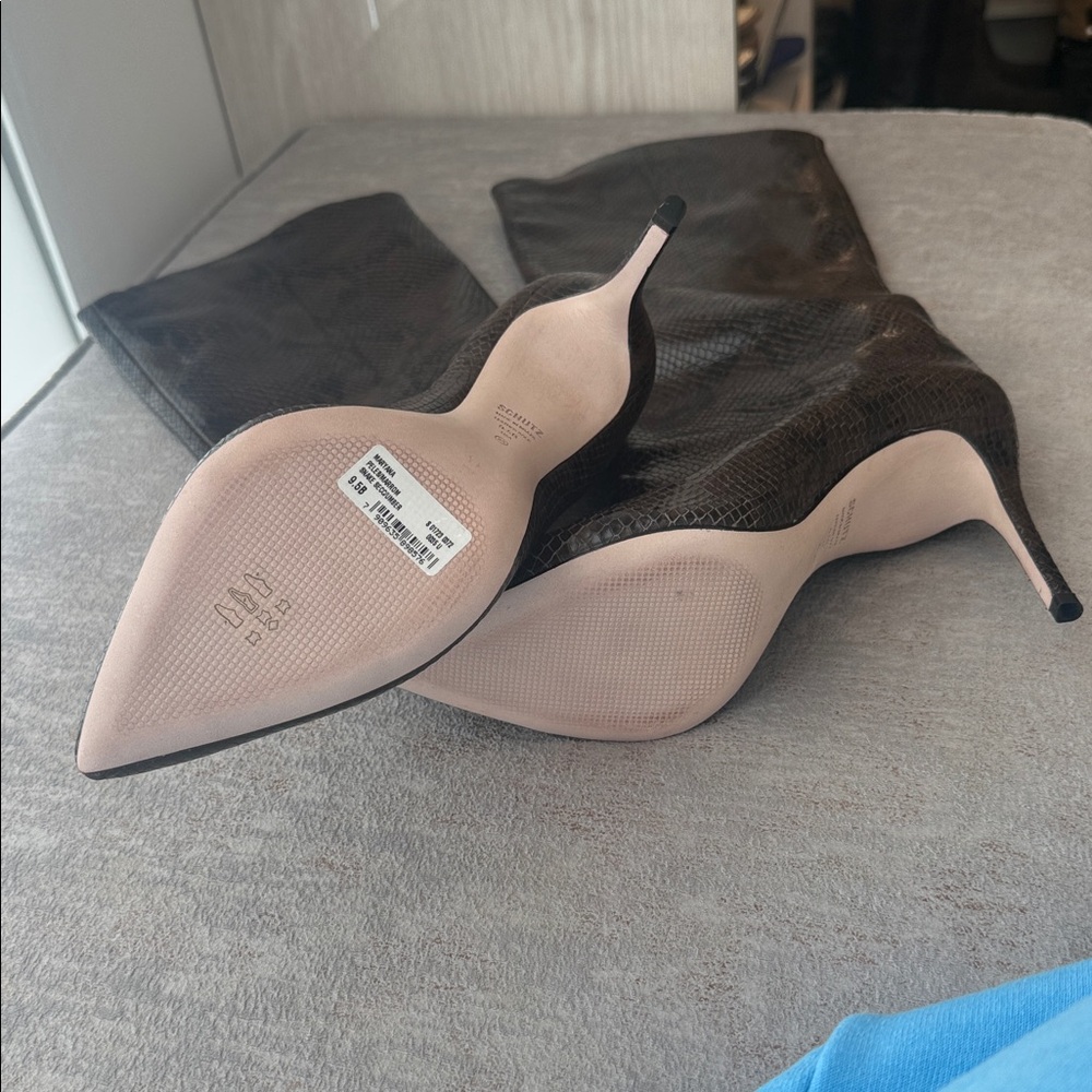 Schutz Maryana python boot - Picture 2 of 2